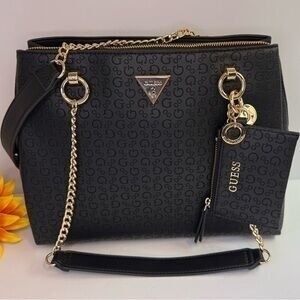 Guess Black Shoulder Bag with Gold Chain